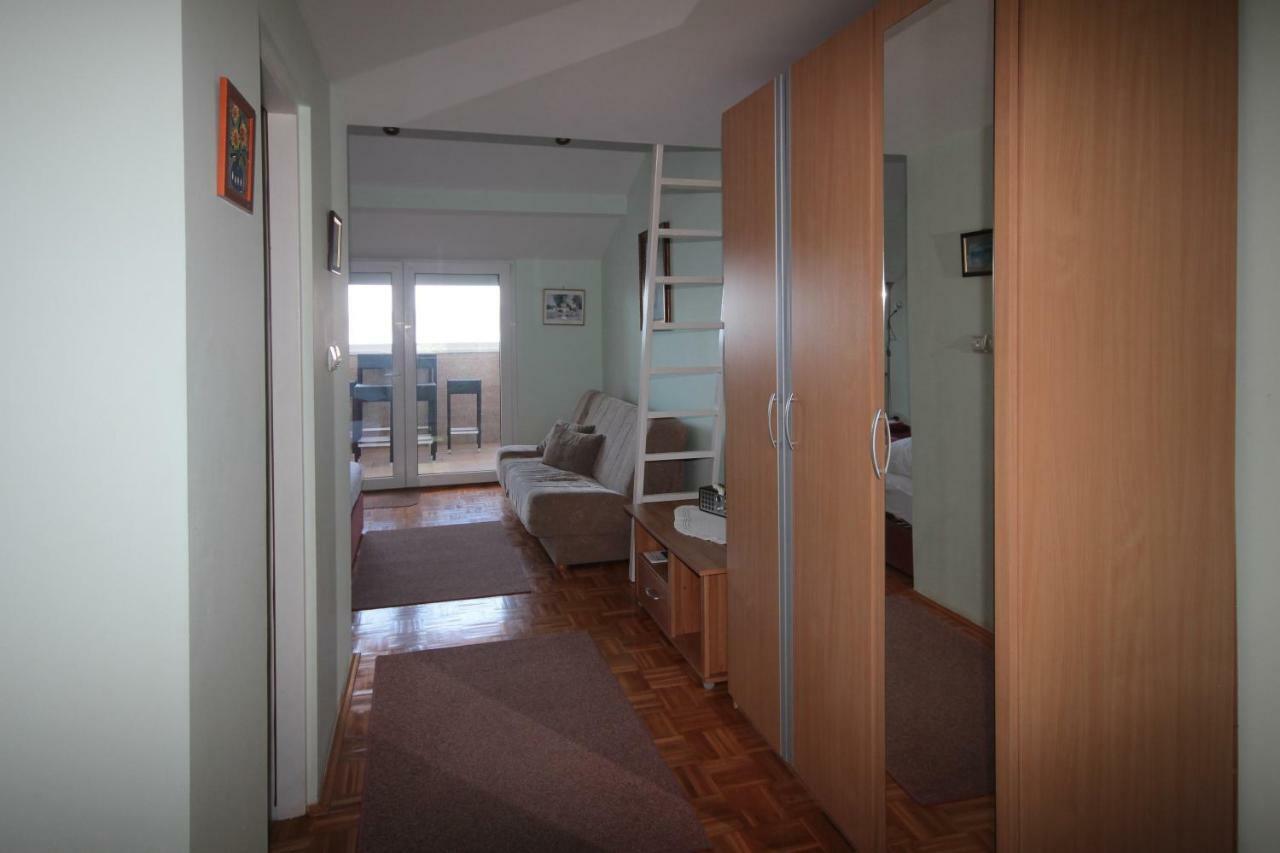 Ivan & Anka Apartments Bojko Selce Ngoại thất bức ảnh