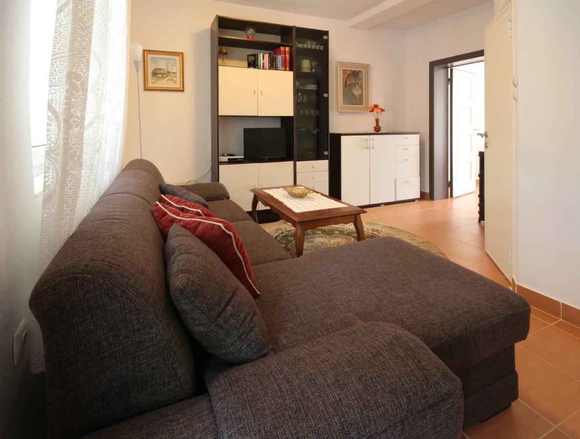 Ivan & Anka Apartments Bojko Selce Ngoại thất bức ảnh