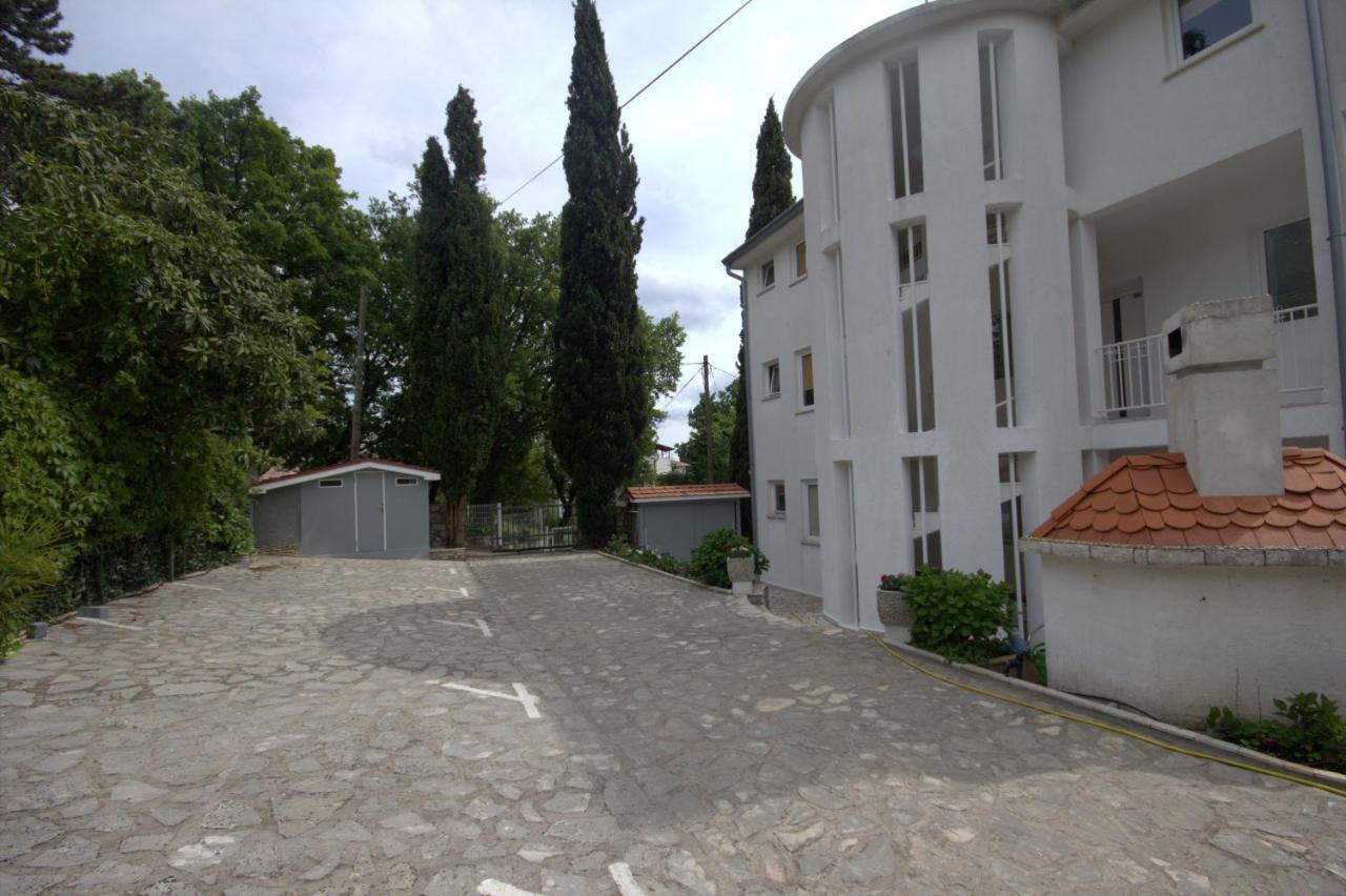 Ivan & Anka Apartments Bojko Selce Ngoại thất bức ảnh