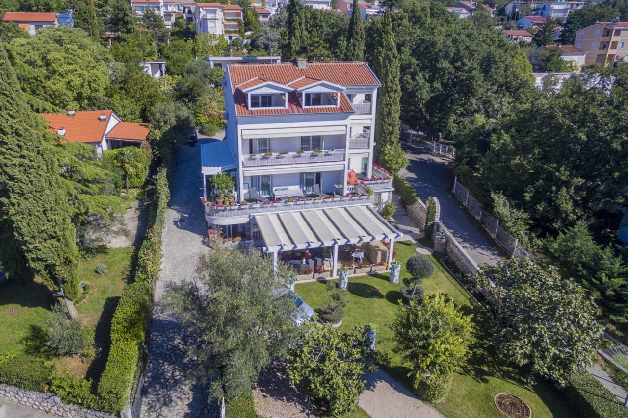 Ivan & Anka Apartments Bojko Selce Ngoại thất bức ảnh