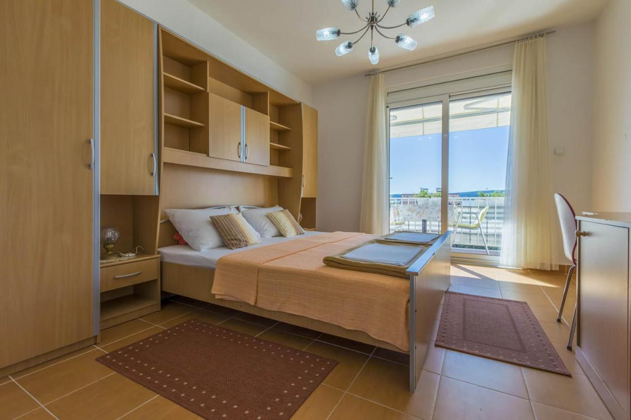 Ivan & Anka Apartments Bojko Selce Ngoại thất bức ảnh