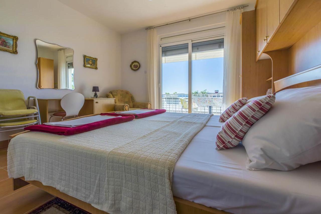 Ivan & Anka Apartments Bojko Selce Ngoại thất bức ảnh