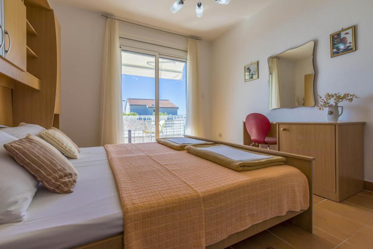 Ivan & Anka Apartments Bojko Selce Ngoại thất bức ảnh