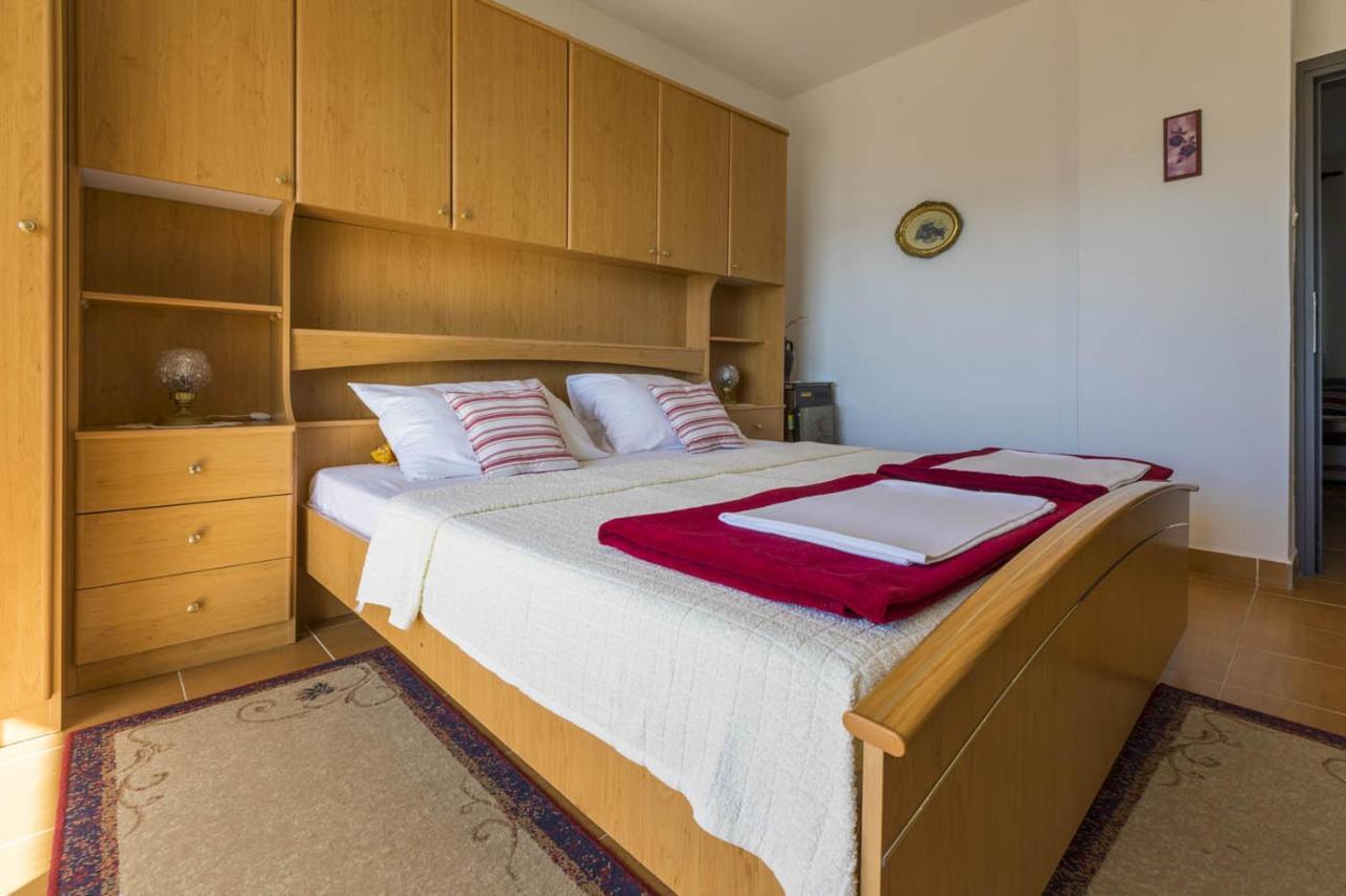 Ivan & Anka Apartments Bojko Selce Ngoại thất bức ảnh